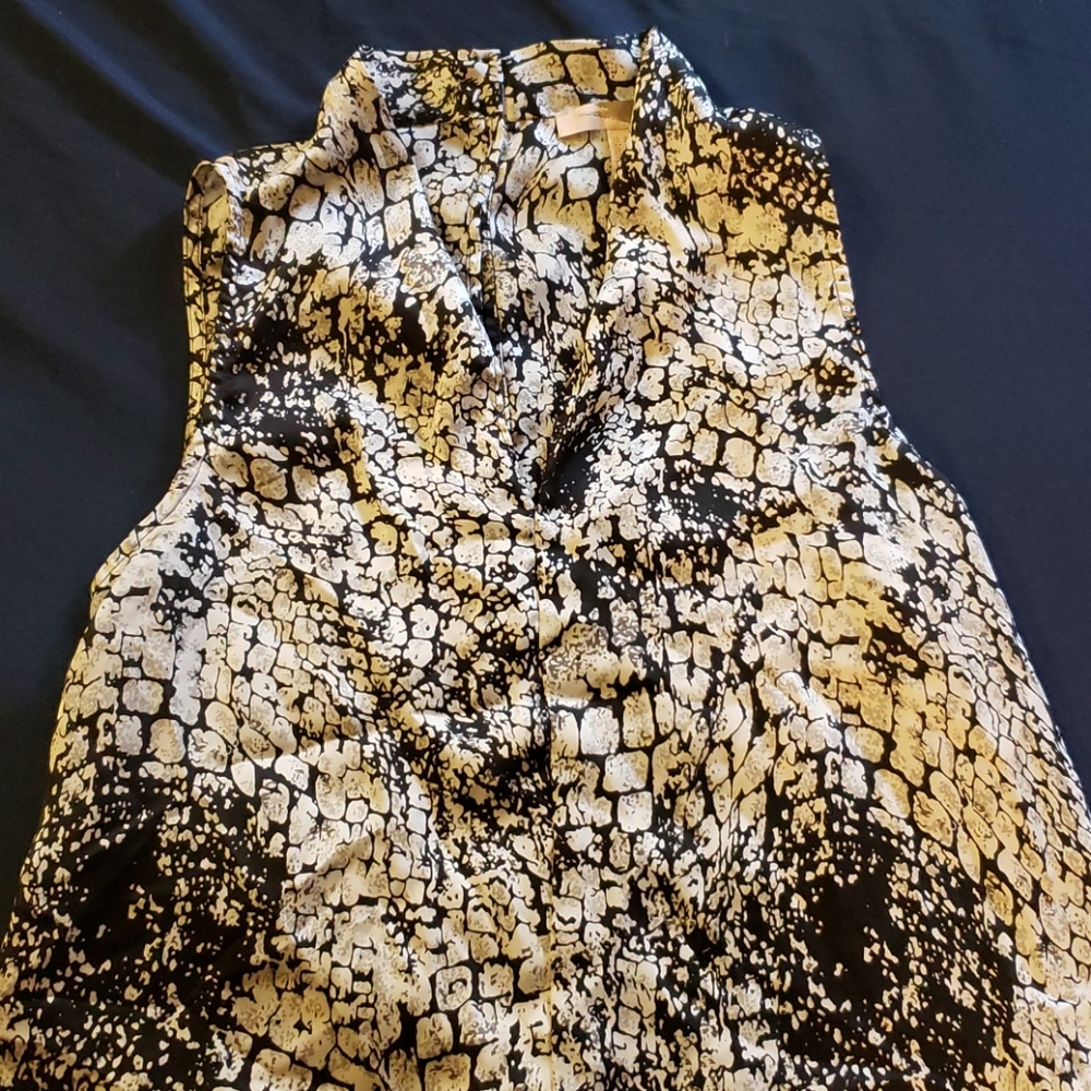 Forever 21 dressy sleeveless top